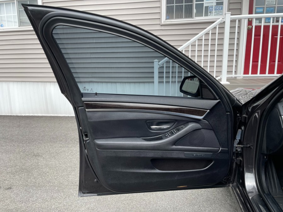 2016 BMW 5 Series 4dr Sdn 528i xDrive AWD, available for sale in Paterson, New Jersey | DZ Automall. Paterson, New Jersey 2016 BMW 5 Series 4dr Sdn 528i xDrive AWD, available for sale in Paterson, New Jersey | DZ Automall. Paterson, New Jersey