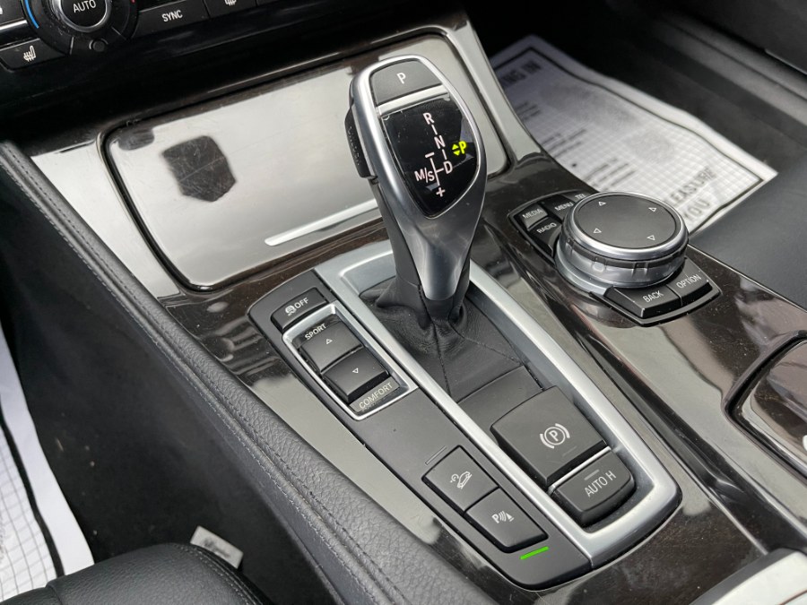 2016 BMW 5 Series 4dr Sdn 528i xDrive AWD, available for sale in Paterson, New Jersey | DZ Automall. Paterson, New Jersey 2016 BMW 5 Series 4dr Sdn 528i xDrive AWD, available for sale in Paterson, New Jersey | DZ Automall. Paterson, New Jersey