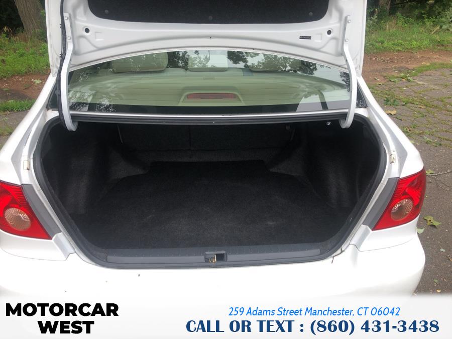 Used Toyota Corolla 4dr Sdn LE Auto 2005 | Motorcar West. Manchester, Connecticut Used Toyota Corolla 4dr Sdn LE Auto 2005 | Motorcar West. Manchester, Connecticut