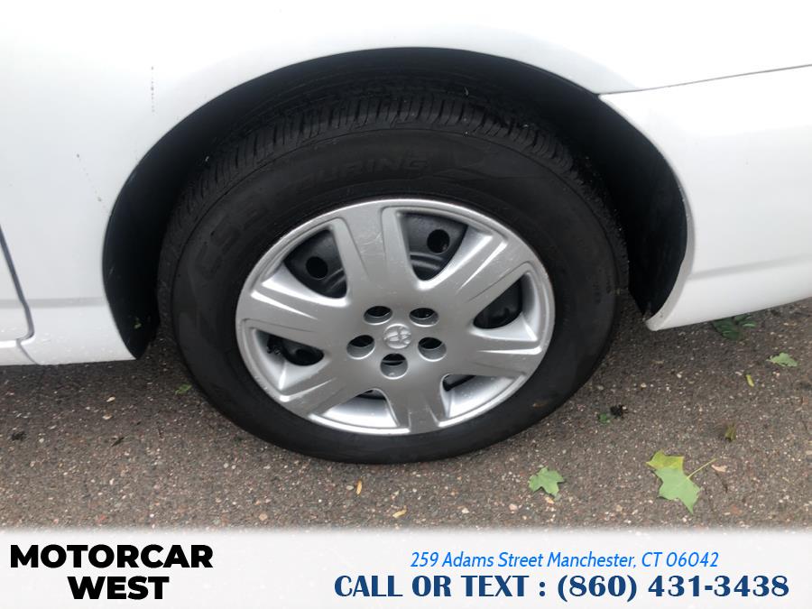 Used Toyota Corolla 4dr Sdn LE Auto 2005 | Motorcar West. Manchester, Connecticut Used Toyota Corolla 4dr Sdn LE Auto 2005 | Motorcar West. Manchester, Connecticut