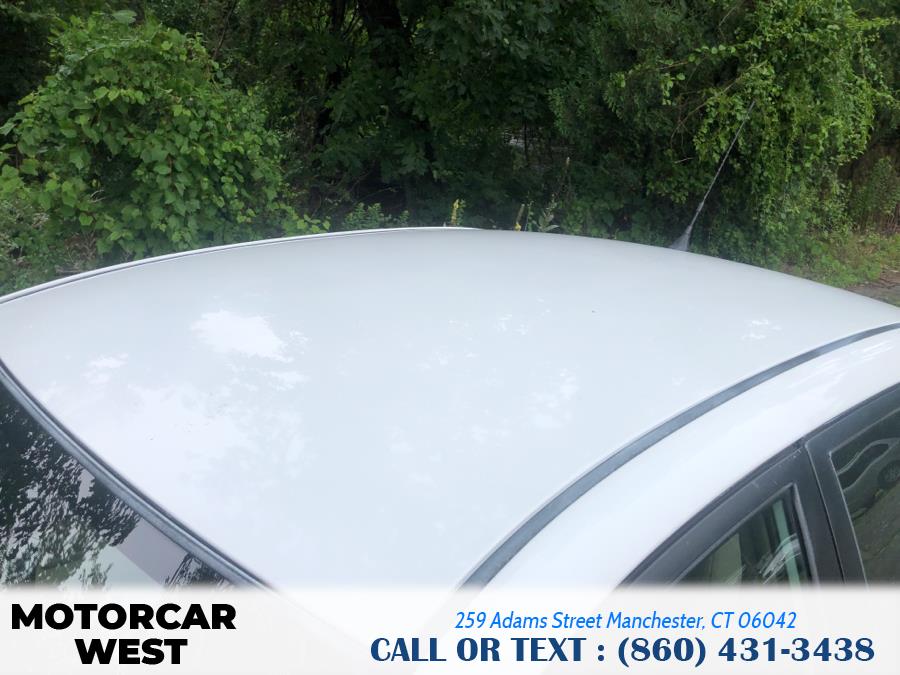 Used Toyota Corolla 4dr Sdn LE Auto 2005 | Motorcar West. Manchester, Connecticut Used Toyota Corolla 4dr Sdn LE Auto 2005 | Motorcar West. Manchester, Connecticut