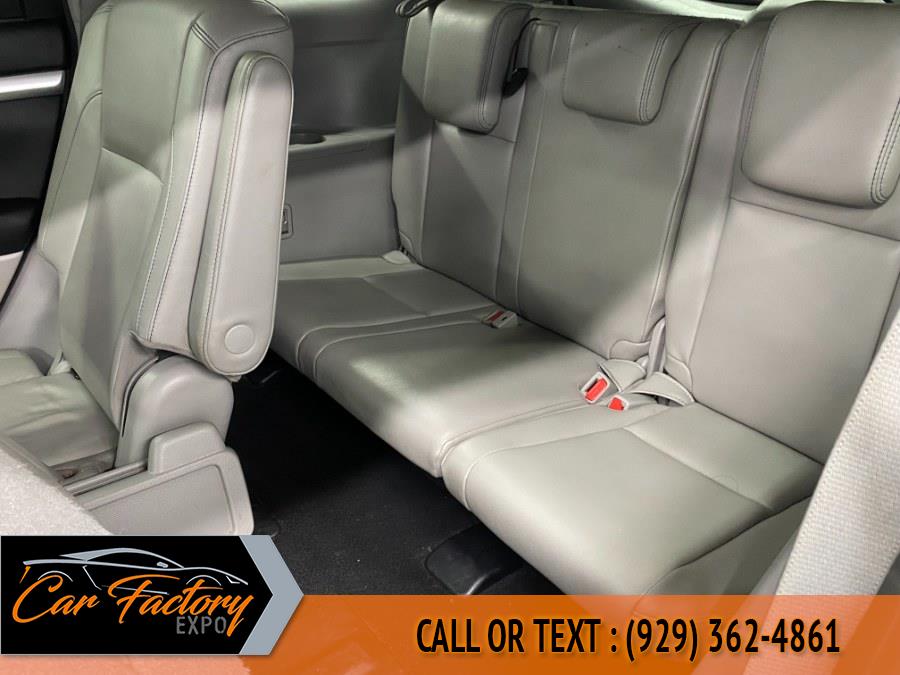 2017 Toyota Highlander XLE V6 AWD (Natl), available for sale in Bronx, New York | Car Factory Expo Inc.. Bronx, New York 2017 Toyota Highlander XLE V6 AWD (Natl), available for sale in Bronx, New York | Car Factory Expo Inc.. Bronx, New York