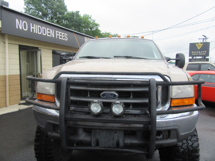 1999 Ford Super Duty F-350 SRW Crew Cab 172" XLT 4WD, available for sale in Little Ferry, New Jersey | Royalty Auto Sales. Little Ferry, New Jersey 1999 Ford Super Duty F-350 SRW Crew Cab 172" XLT 4WD, available for sale in Little Ferry, New Jersey | Royalty Auto Sales. Little Ferry, New Jersey