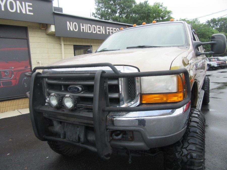 1999 Ford Super Duty F-350 SRW Crew Cab 172" XLT 4WD, available for sale in Little Ferry, New Jersey | Royalty Auto Sales. Little Ferry, New Jersey 1999 Ford Super Duty F-350 SRW Crew Cab 172" XLT 4WD, available for sale in Little Ferry, New Jersey | Royalty Auto Sales. Little Ferry, New Jersey