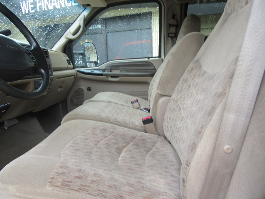 1999 Ford Super Duty F-350 SRW Crew Cab 172" XLT 4WD, available for sale in Little Ferry, New Jersey | Royalty Auto Sales. Little Ferry, New Jersey 1999 Ford Super Duty F-350 SRW Crew Cab 172" XLT 4WD, available for sale in Little Ferry, New Jersey | Royalty Auto Sales. Little Ferry, New Jersey