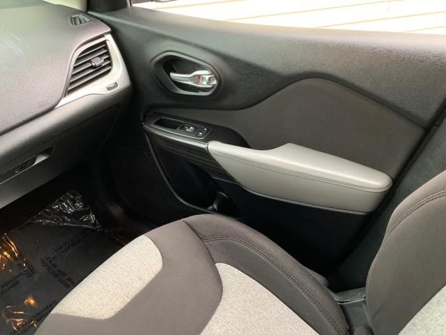 Used Jeep Cherokee Latitude 2014 | Valentine Motor Company. Forestville, Maryland Used Jeep Cherokee Latitude 2014 | Valentine Motor Company. Forestville, Maryland