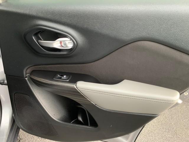 Used Jeep Cherokee Latitude 2014 | Valentine Motor Company. Forestville, Maryland Used Jeep Cherokee Latitude 2014 | Valentine Motor Company. Forestville, Maryland