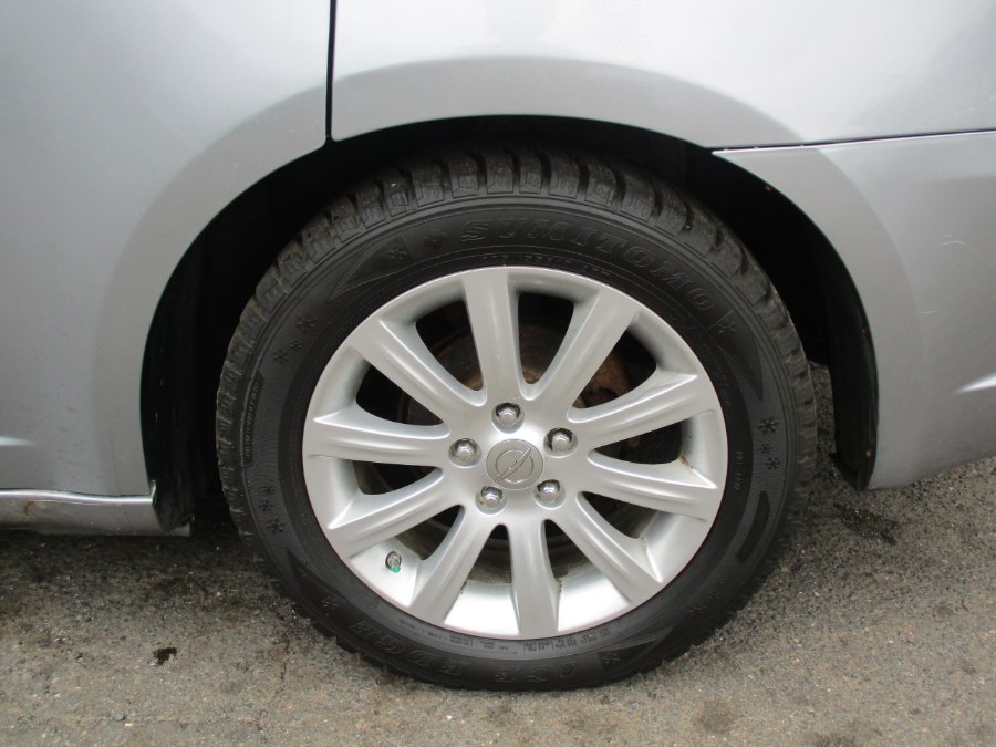 Used Chrysler 200 4dr Sdn Touring 2013 | Cos Central Auto. Meriden, Connecticut Used Chrysler 200 4dr Sdn Touring 2013 | Cos Central Auto. Meriden, Connecticut