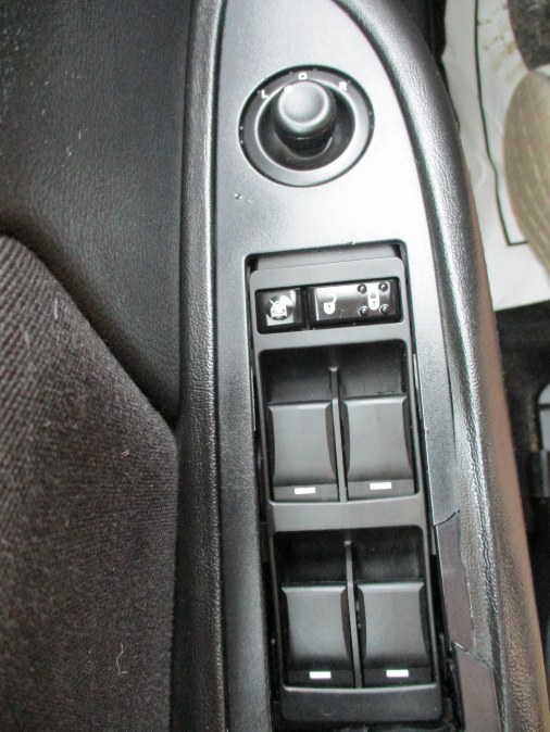 Used Chrysler 200 4dr Sdn Touring 2013 | Cos Central Auto. Meriden, Connecticut Used Chrysler 200 4dr Sdn Touring 2013 | Cos Central Auto. Meriden, Connecticut