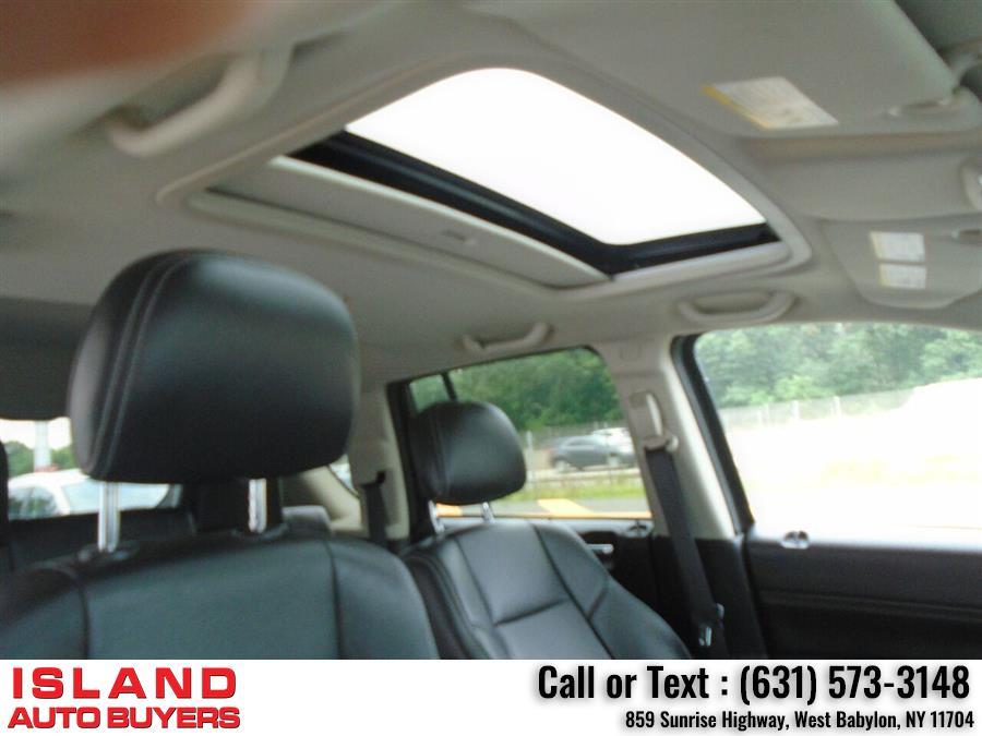 Used Jeep Compass High Altitude 4x4 4dr SUV 2016 | Island Auto Buyers. West Babylon, New York Used Jeep Compass High Altitude 4x4 4dr SUV 2016 | Island Auto Buyers. West Babylon, New York