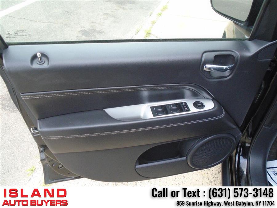 Used Jeep Compass High Altitude 4x4 4dr SUV 2016 | Island Auto Buyers. West Babylon, New York Used Jeep Compass High Altitude 4x4 4dr SUV 2016 | Island Auto Buyers. West Babylon, New York
