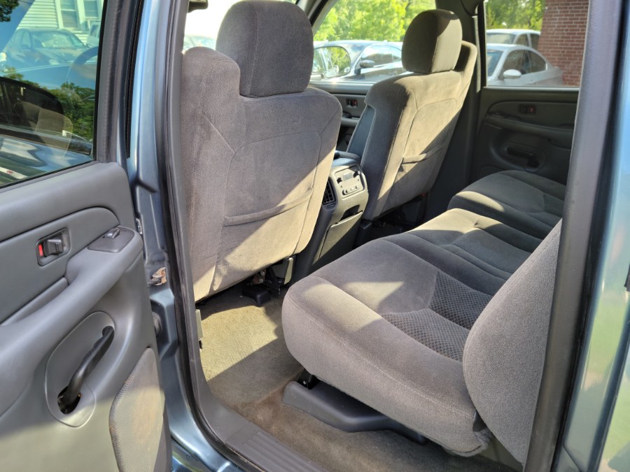 2006 Chevrolet Silverado 1500 LT/1 4WD Crew Cab 5.3 V8 Short Bed, available for sale in East Windsor, Connecticut | Toro Auto. East Windsor, Connecticut 2006 Chevrolet Silverado 1500 LT/1 4WD Crew Cab 5.3 V8 Short Bed, available for sale in East Windsor, Connecticut | Toro Auto. East Windsor, Connecticut