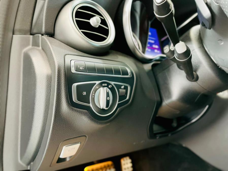 Used Mercedes-Benz C-Class C 300 4MATIC Sedan 2017 | Luxury Motor Club. Franklin Square, New York Used Mercedes-Benz C-Class C 300 4MATIC Sedan 2017 | Luxury Motor Club. Franklin Square, New York