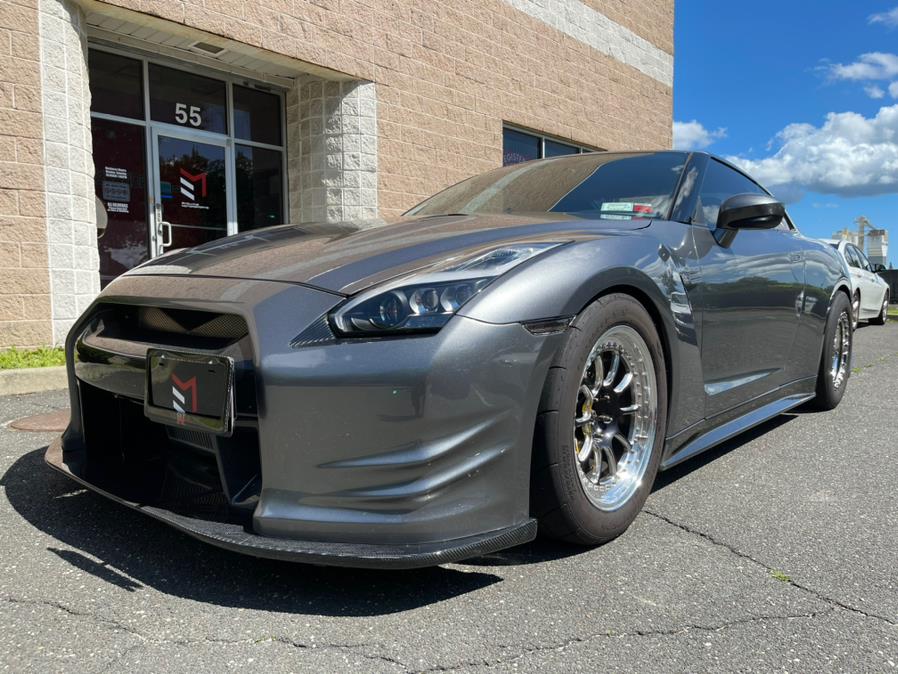 Used Nissan GT-R 2dr Cpe Premium 2009 | Evolving Motorsports. Bayshore, New York