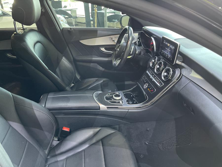 Used Mercedes-Benz C-Class C 300 Sedan 2018 | Dream Car Gallery. Woodbury, New York Used Mercedes-Benz C-Class C 300 Sedan 2018 | Dream Car Gallery. Woodbury, New York