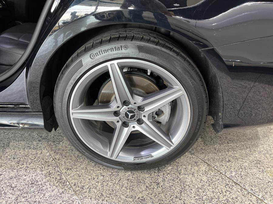 Used Mercedes-Benz C-Class C 300 Sedan 2018 | Dream Car Gallery. Woodbury, New York Used Mercedes-Benz C-Class C 300 Sedan 2018 | Dream Car Gallery. Woodbury, New York