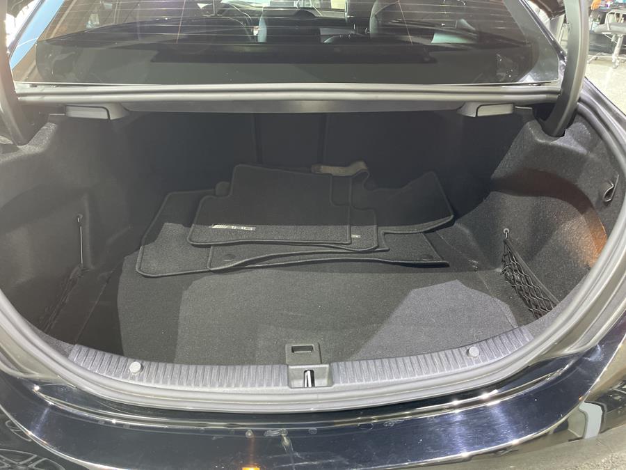 Used Mercedes-Benz C-Class C 300 Sedan 2018 | Dream Car Gallery. Woodbury, New York Used Mercedes-Benz C-Class C 300 Sedan 2018 | Dream Car Gallery. Woodbury, New York