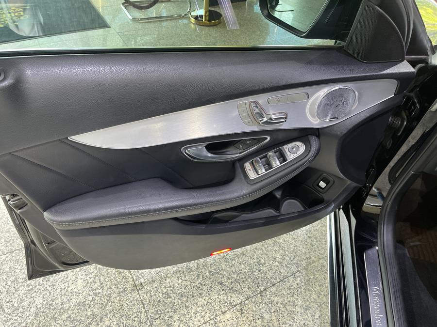 Used Mercedes-Benz C-Class C 300 Sedan 2018 | Dream Car Gallery. Woodbury, New York Used Mercedes-Benz C-Class C 300 Sedan 2018 | Dream Car Gallery. Woodbury, New York