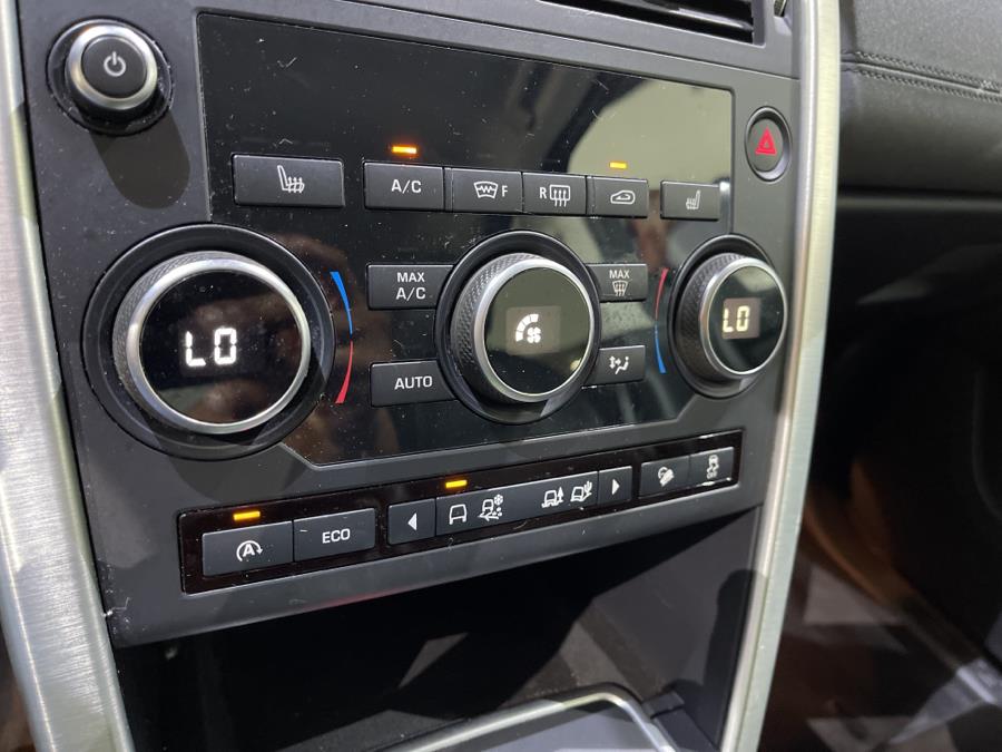 Used Land Rover Discovery Sport SE 4WD 2017 | Dream Car Gallery. Woodbury, New York Used Land Rover Discovery Sport SE 4WD 2017 | Dream Car Gallery. Woodbury, New York