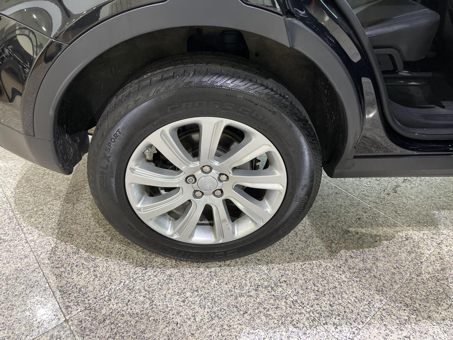 Used Land Rover Discovery Sport SE 4WD 2017 | Dream Car Gallery. Woodbury, New York Used Land Rover Discovery Sport SE 4WD 2017 | Dream Car Gallery. Woodbury, New York