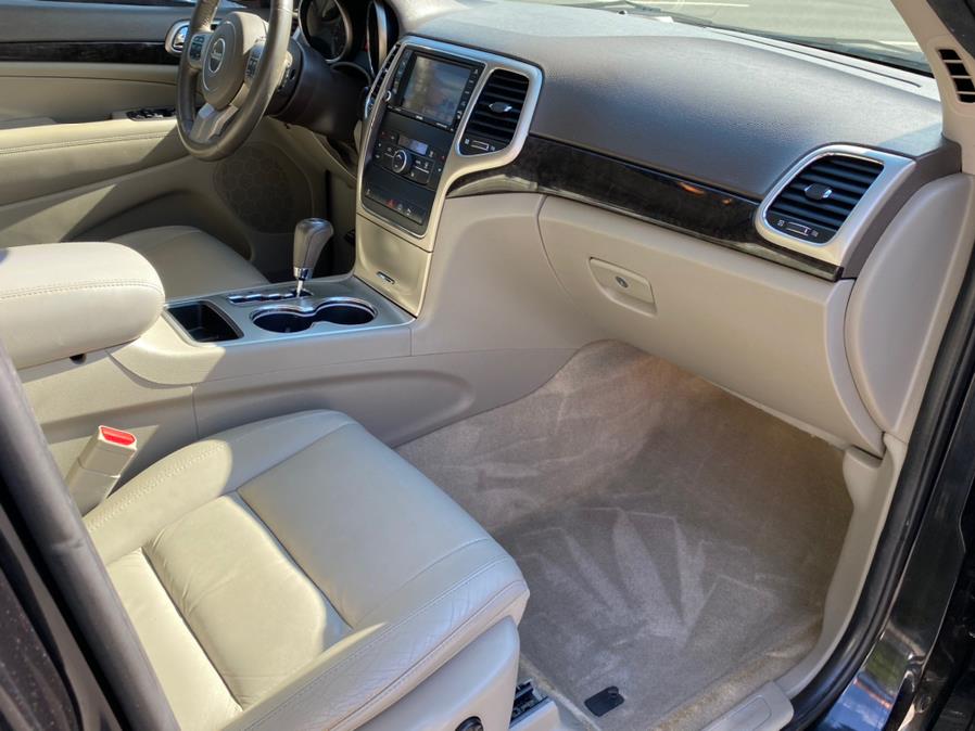 Used Jeep Grand Cherokee 4WD 4dr Laredo 2013 | Lava Motors 2 Inc. Canton, Connecticut Used Jeep Grand Cherokee 4WD 4dr Laredo 2013 | Lava Motors 2 Inc. Canton, Connecticut