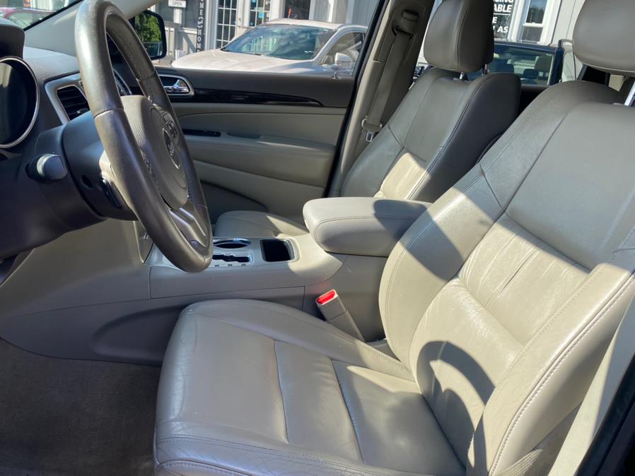 Used Jeep Grand Cherokee 4WD 4dr Laredo 2013 | Lava Motors 2 Inc. Canton, Connecticut Used Jeep Grand Cherokee 4WD 4dr Laredo 2013 | Lava Motors 2 Inc. Canton, Connecticut