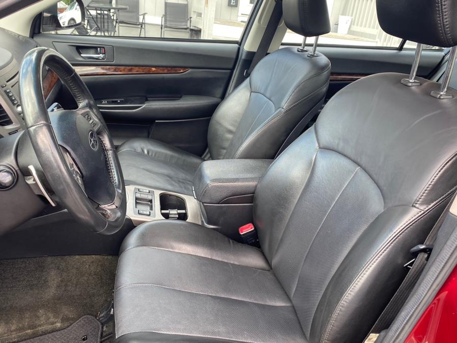 Used Subaru Legacy 4dr Sdn H4 Auto 2.5i Limited 2013 | Lava Motors 2 Inc. Canton, Connecticut Used Subaru Legacy 4dr Sdn H4 Auto 2.5i Limited 2013 | Lava Motors 2 Inc. Canton, Connecticut