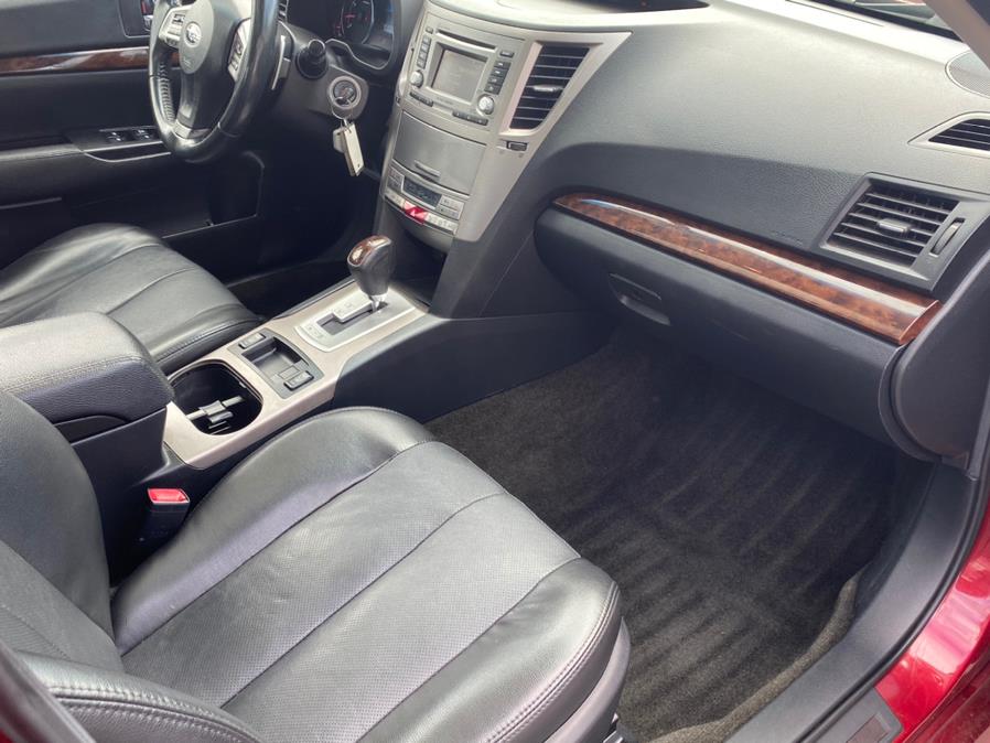Used Subaru Legacy 4dr Sdn H4 Auto 2.5i Limited 2013 | Lava Motors 2 Inc. Canton, Connecticut Used Subaru Legacy 4dr Sdn H4 Auto 2.5i Limited 2013 | Lava Motors 2 Inc. Canton, Connecticut