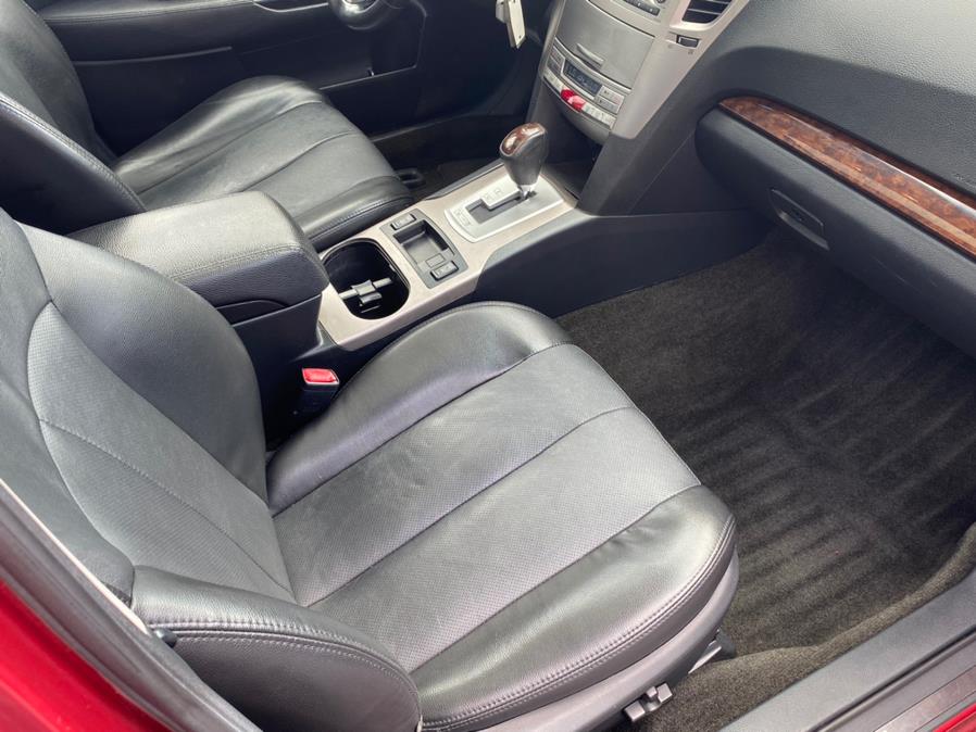 Used Subaru Legacy 4dr Sdn H4 Auto 2.5i Limited 2013 | Lava Motors 2 Inc. Canton, Connecticut Used Subaru Legacy 4dr Sdn H4 Auto 2.5i Limited 2013 | Lava Motors 2 Inc. Canton, Connecticut