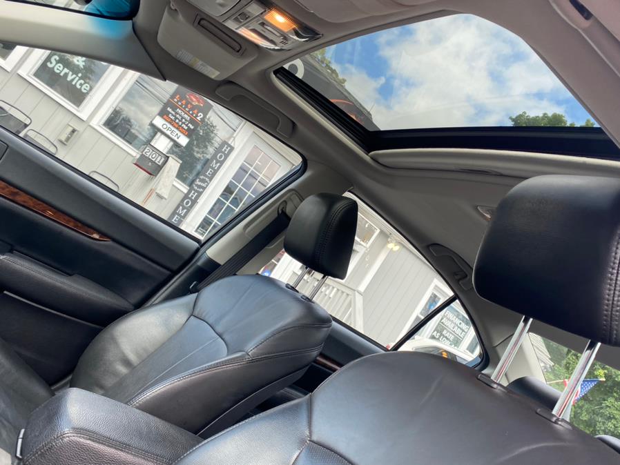 Used Subaru Legacy 4dr Sdn H4 Auto 2.5i Limited 2013 | Lava Motors 2 Inc. Canton, Connecticut Used Subaru Legacy 4dr Sdn H4 Auto 2.5i Limited 2013 | Lava Motors 2 Inc. Canton, Connecticut