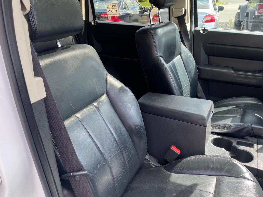 Used Dodge Nitro 4WD 4dr Heat 2011 | Lava Motors 2 Inc. Canton, Connecticut Used Dodge Nitro 4WD 4dr Heat 2011 | Lava Motors 2 Inc. Canton, Connecticut