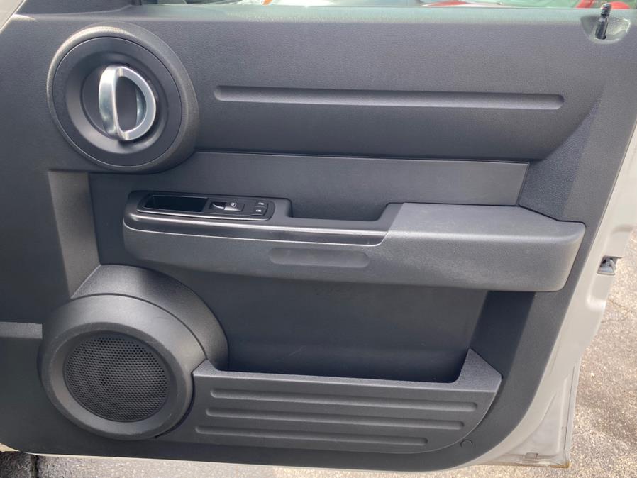 Used Dodge Nitro 4WD 4dr Heat 2011 | Lava Motors 2 Inc. Canton, Connecticut Used Dodge Nitro 4WD 4dr Heat 2011 | Lava Motors 2 Inc. Canton, Connecticut
