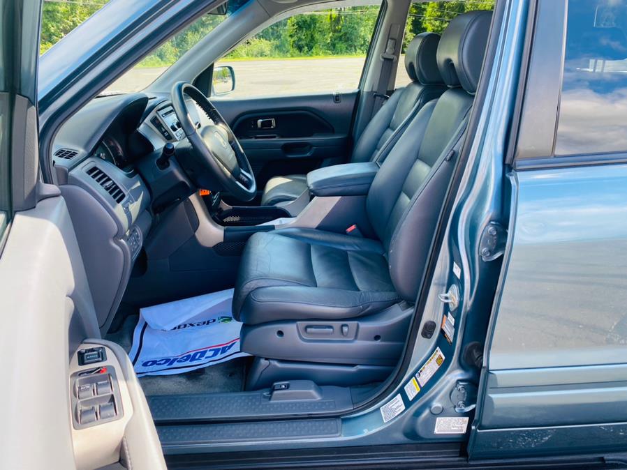 Used Honda Pilot 4WD EX-L AT with RES 2006 | Supreme Automotive. New Britain, Connecticut Used Honda Pilot 4WD EX-L AT with RES 2006 | Supreme Automotive. New Britain, Connecticut