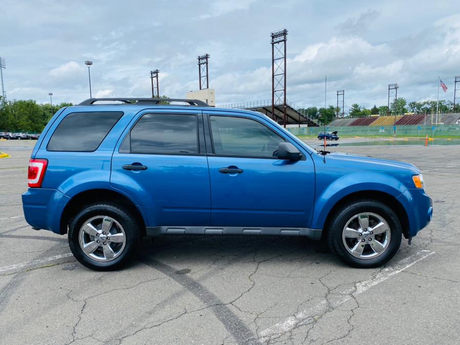 Used Ford Escape FWD 4dr V6 Auto XLT 2009 | Supreme Automotive. New Britain, Connecticut Used Ford Escape FWD 4dr V6 Auto XLT 2009 | Supreme Automotive. New Britain, Connecticut