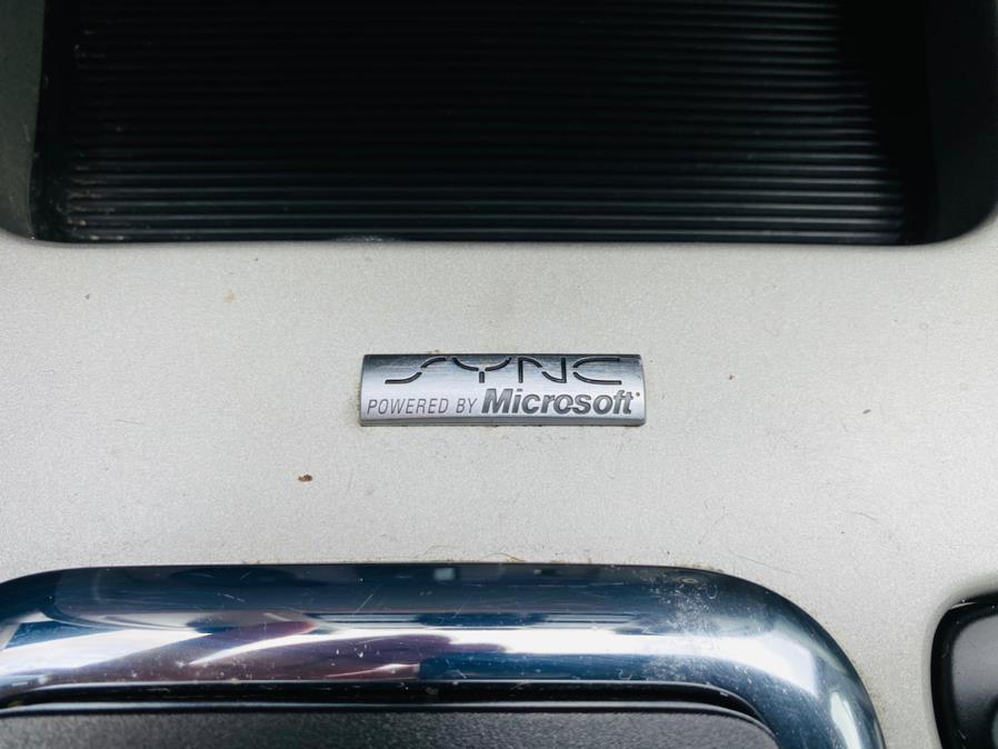 Used Ford Escape FWD 4dr V6 Auto XLT 2009 | Supreme Automotive. New Britain, Connecticut Used Ford Escape FWD 4dr V6 Auto XLT 2009 | Supreme Automotive. New Britain, Connecticut