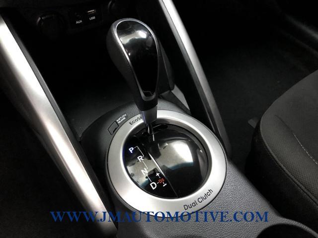 Used Hyundai Veloster 3dr Cpe Auto 2016 | J&M Automotive Sls&Svc LLC. Naugatuck, Connecticut Used Hyundai Veloster 3dr Cpe Auto 2016 | J&M Automotive Sls&Svc LLC. Naugatuck, Connecticut
