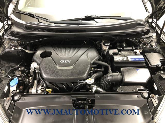 Used Hyundai Veloster 3dr Cpe Auto 2016 | J&M Automotive Sls&Svc LLC. Naugatuck, Connecticut Used Hyundai Veloster 3dr Cpe Auto 2016 | J&M Automotive Sls&Svc LLC. Naugatuck, Connecticut