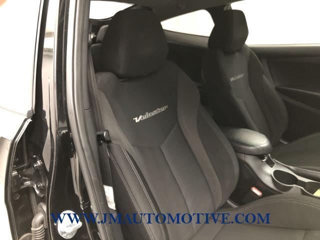 Used Hyundai Veloster 3dr Cpe Auto 2016 | J&M Automotive Sls&Svc LLC. Naugatuck, Connecticut Used Hyundai Veloster 3dr Cpe Auto 2016 | J&M Automotive Sls&Svc LLC. Naugatuck, Connecticut