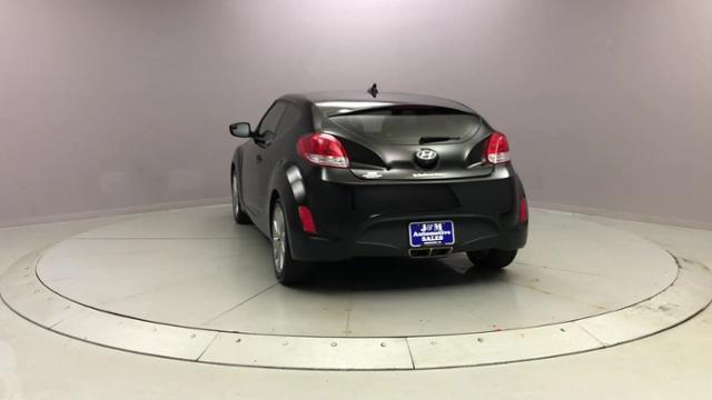 Used Hyundai Veloster 3dr Cpe Auto 2016 | J&M Automotive Sls&Svc LLC. Naugatuck, Connecticut Used Hyundai Veloster 3dr Cpe Auto 2016 | J&M Automotive Sls&Svc LLC. Naugatuck, Connecticut
