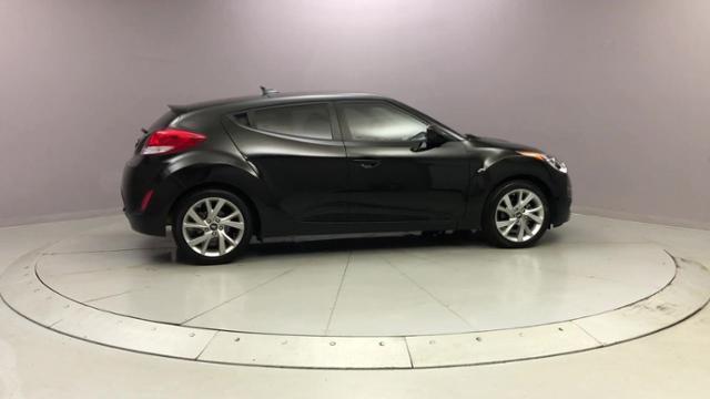 Used Hyundai Veloster 3dr Cpe Auto 2016 | J&M Automotive Sls&Svc LLC. Naugatuck, Connecticut Used Hyundai Veloster 3dr Cpe Auto 2016 | J&M Automotive Sls&Svc LLC. Naugatuck, Connecticut