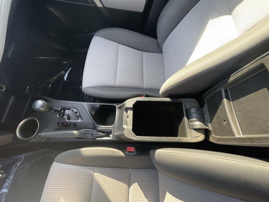 2014 Toyota RAV4 AWD 4dr LE (Natl), available for sale in Stratford, Connecticut | Wiz Leasing Inc. Stratford, Connecticut 2014 Toyota RAV4 AWD 4dr LE (Natl), available for sale in Stratford, Connecticut | Wiz Leasing Inc. Stratford, Connecticut