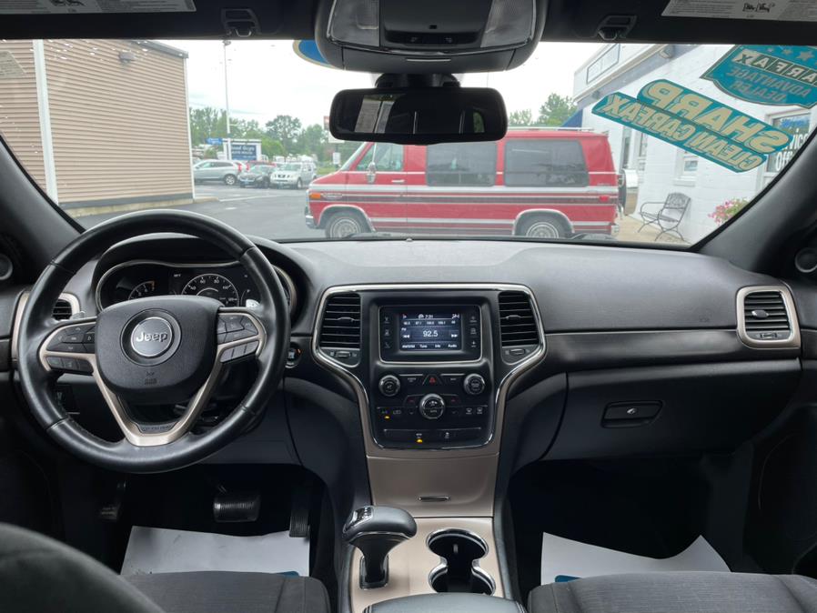 Used Jeep Grand Cherokee 4WD 4dr Laredo 2014 | Good Guys Auto House. Southington, Connecticut Used Jeep Grand Cherokee 4WD 4dr Laredo 2014 | Good Guys Auto House. Southington, Connecticut