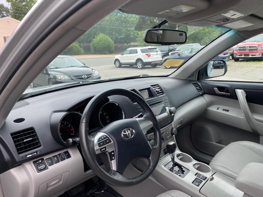 2012 Toyota Highlander 4WD 4dr V6, available for sale in Ashland, Massachusetts | New Beginning Auto Service Inc. Ashland, Massachusetts 2012 Toyota Highlander 4WD 4dr V6, available for sale in Ashland, Massachusetts | New Beginning Auto Service Inc. Ashland, Massachusetts