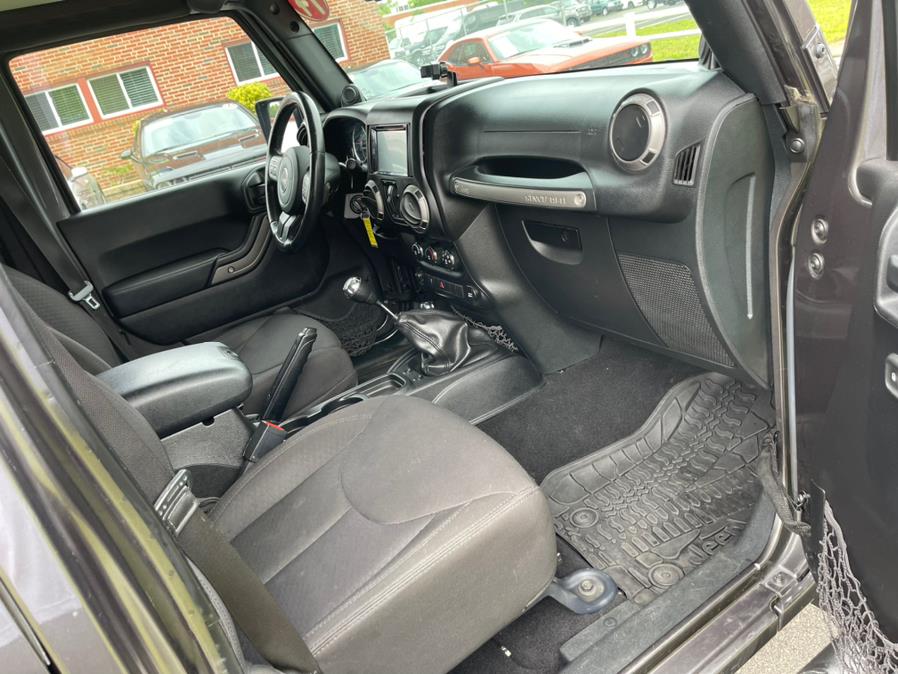 Used Jeep Wrangler Unlimited 4WD 4dr Sport 2014 | Mike And Tony Auto Sales, Inc. South Windsor, Connecticut Used Jeep Wrangler Unlimited 4WD 4dr Sport 2014 | Mike And Tony Auto Sales, Inc. South Windsor, Connecticut