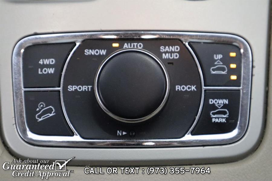 2012 Jeep Grand Cherokee Overland, available for sale in Haskell, New Jersey | City Motor Group Inc.. Haskell, New Jersey 2012 Jeep Grand Cherokee Overland, available for sale in Haskell, New Jersey | City Motor Group Inc.. Haskell, New Jersey