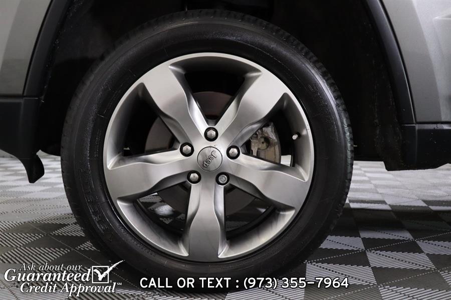 2012 Jeep Grand Cherokee Overland, available for sale in Haskell, New Jersey | City Motor Group Inc.. Haskell, New Jersey 2012 Jeep Grand Cherokee Overland, available for sale in Haskell, New Jersey | City Motor Group Inc.. Haskell, New Jersey