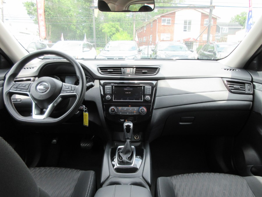 Used Nissan Rogue AWD SV 2018 | Route 27 Auto Mall. Linden, New Jersey Used Nissan Rogue AWD SV 2018 | Route 27 Auto Mall. Linden, New Jersey
