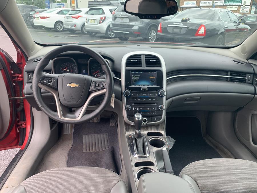2014 Chevrolet Malibu 4dr Sdn LT w/1LT, available for sale in Vernon, Connecticut | TD Automotive Enterprises LLC DBA Diamond Auto Cars. Vernon, Connecticut 2014 Chevrolet Malibu 4dr Sdn LT w/1LT, available for sale in Vernon, Connecticut | TD Automotive Enterprises LLC DBA Diamond Auto Cars. Vernon, Connecticut