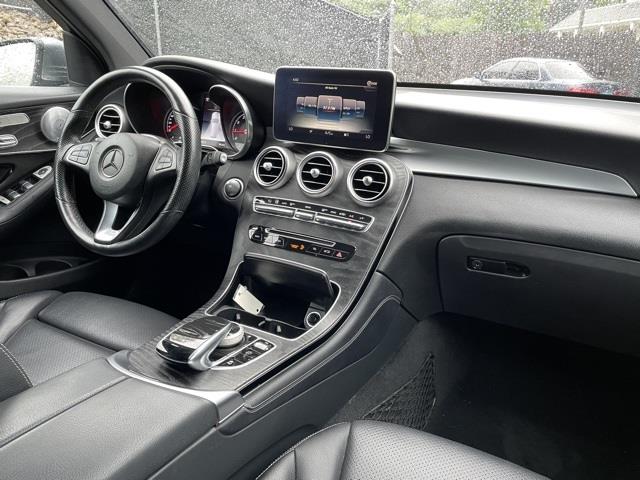 Used Mercedes-benz Glc GLC 300 2018 | Blasius Federal Road. Brookfield, Connecticut Used Mercedes-benz Glc GLC 300 2018 | Blasius Federal Road. Brookfield, Connecticut