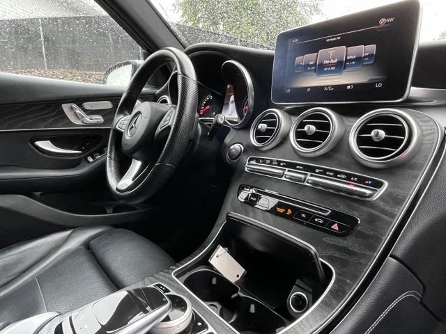 Used Mercedes-benz Glc GLC 300 2018 | Blasius Federal Road. Brookfield, Connecticut Used Mercedes-benz Glc GLC 300 2018 | Blasius Federal Road. Brookfield, Connecticut